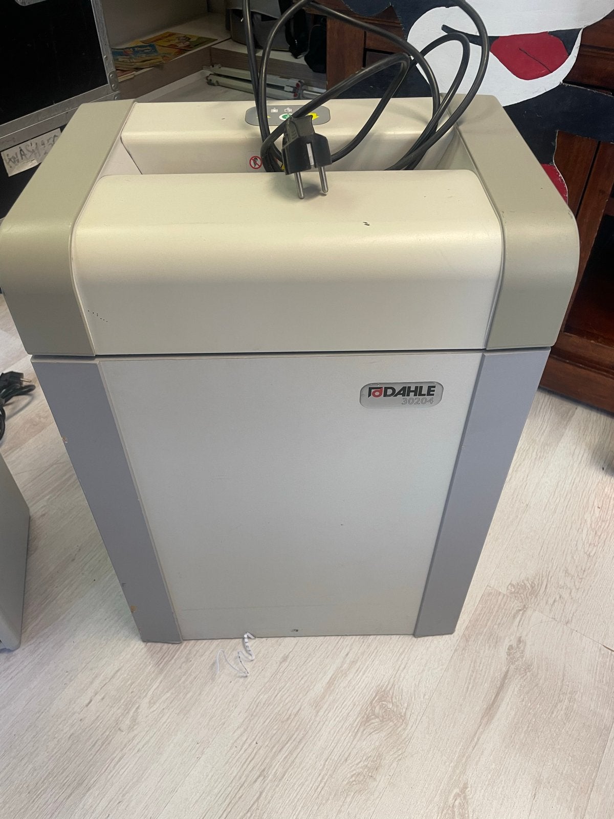 Dahle 50314 papiervernietiger, Ophalen, Gebruikt