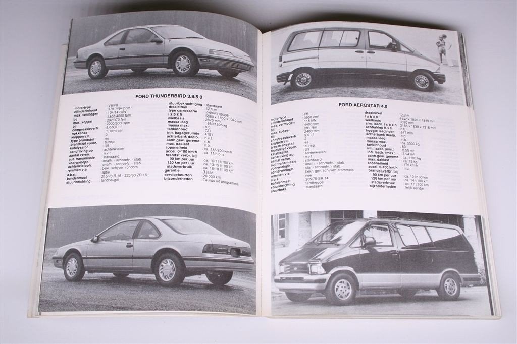 Alle Auto\'s 1993 — Jaaroverzicht van de KNAC, Ophalen of Verzenden, Gelezen, Algemeen