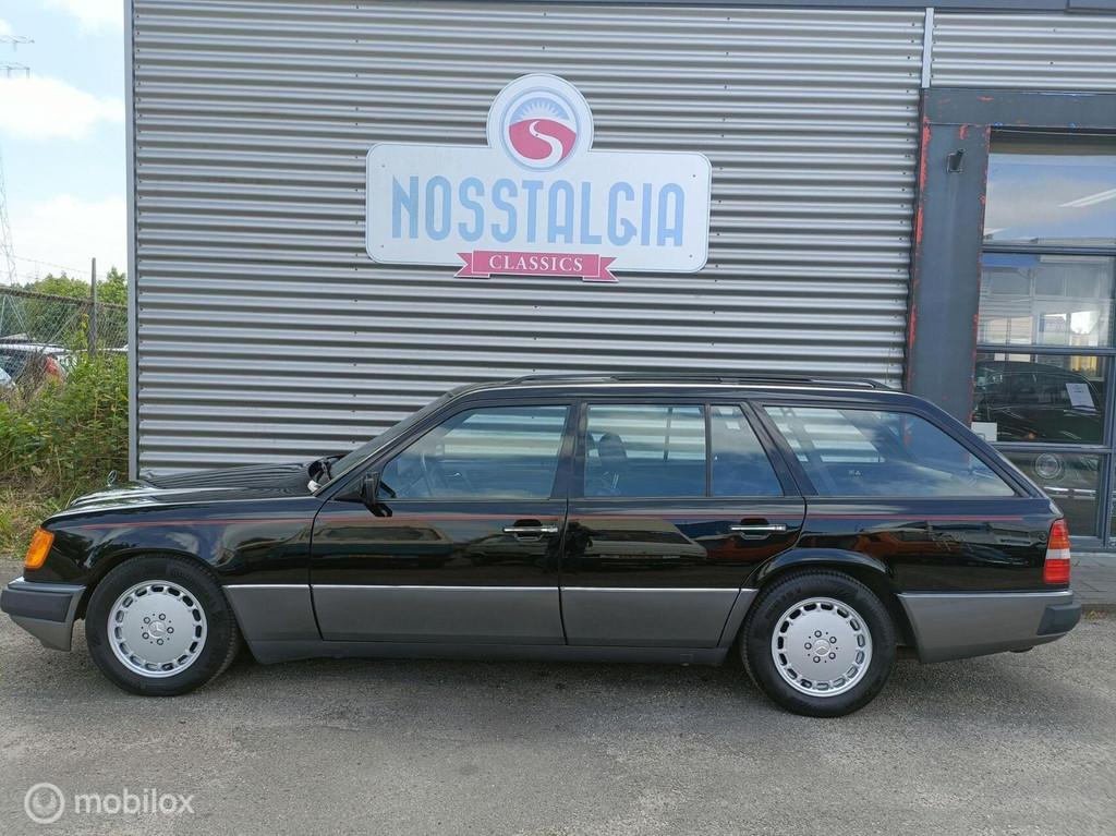 7-zits Mercedes Benz S124 Combi 300 TE, Automaat, Achterwielaandrijving, Zwart, 179 pk