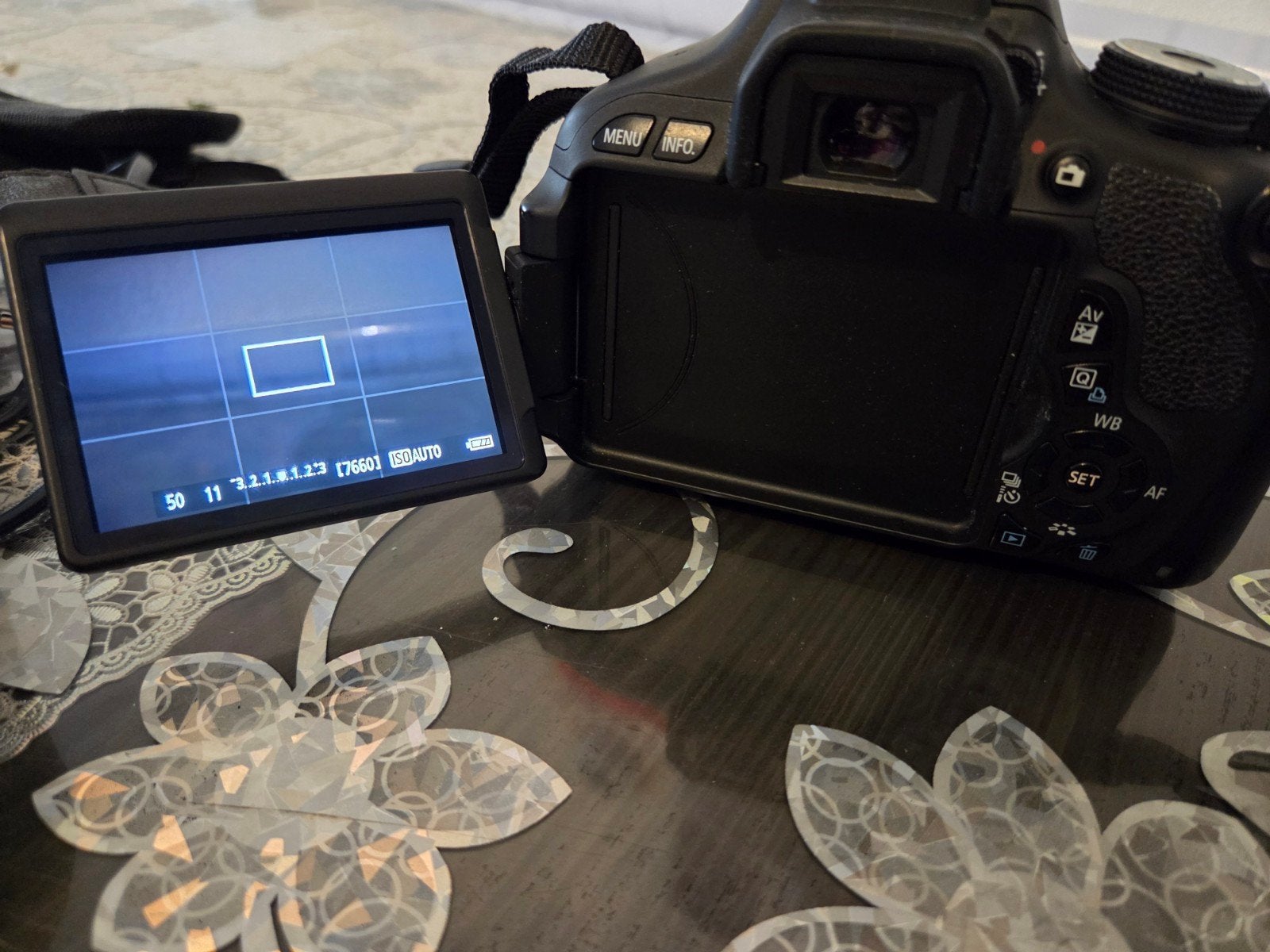 Canon EOS 600D Spiegelreflexcamera met accessoires, Audio, Tv en Foto, Fotocamera's Digitaal, Gebruikt, Spiegelreflex, Canon, Ingebouwde flitser