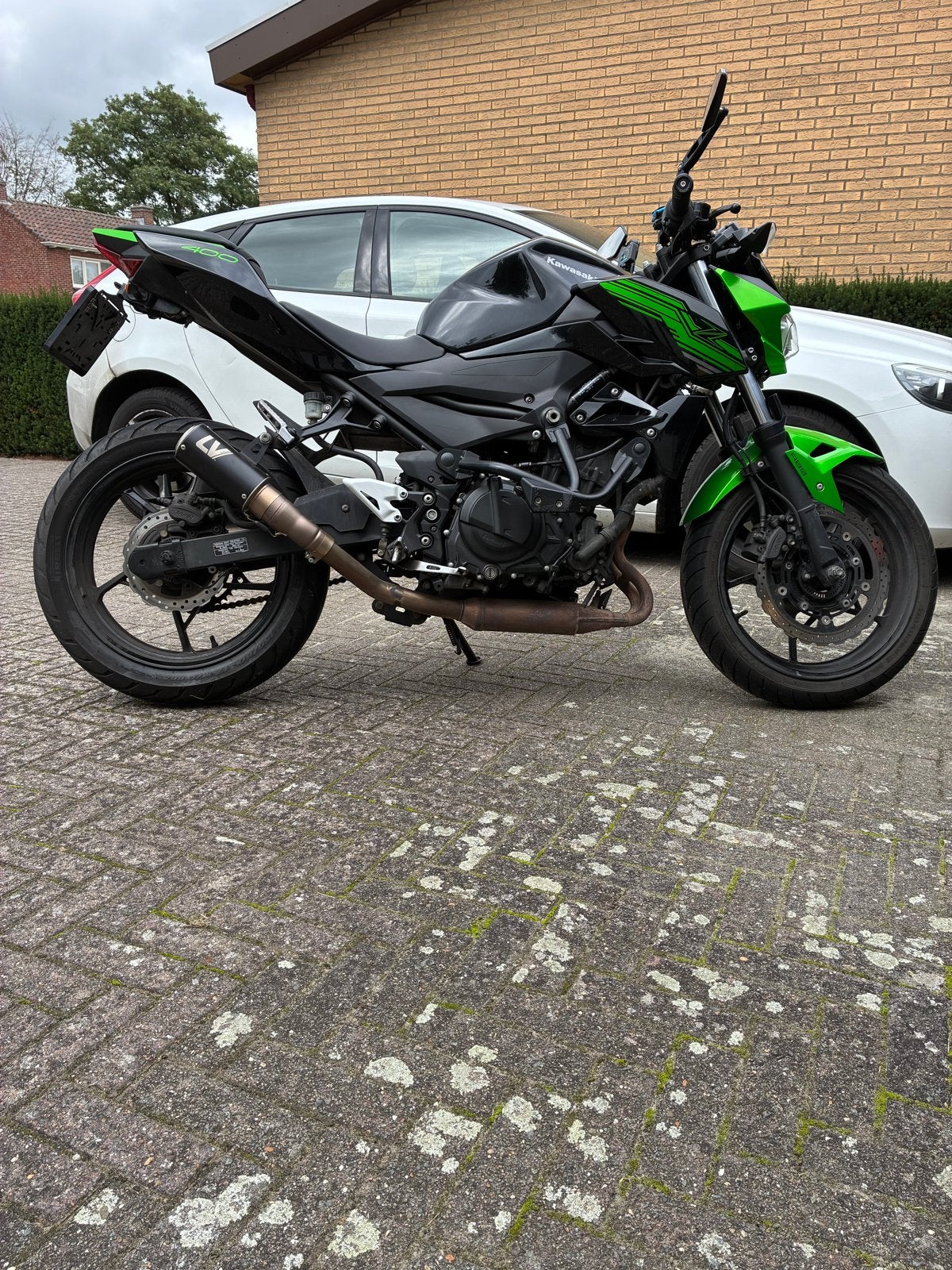 Kawasaki Z400 Naked Bike - Perfect voor A2 rijbewijs, 2 cilinders, Sportuitlaat, Gebruikt, Particulier
