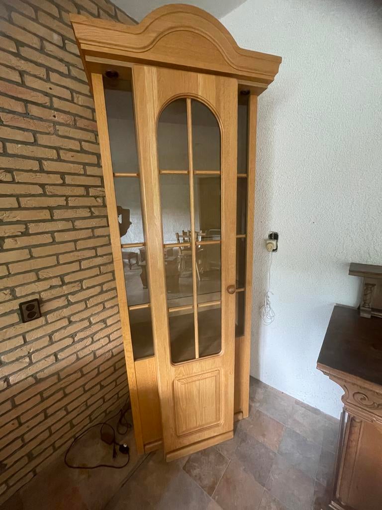 Vitrine kast, Ophalen, 50 tot 100 cm, Zo goed als nieuw, 150 tot 200 cm