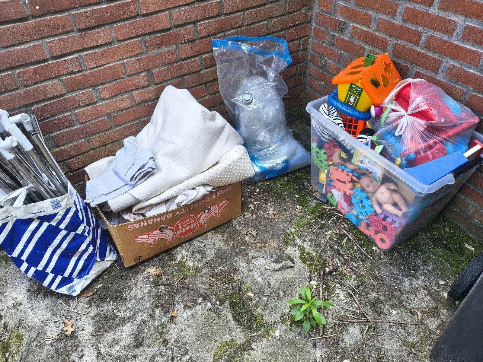 Gratis speelgoed en huishoudelijke artikelen oud ijzer, Kinderen en Baby's, Speelgoed | Overig, Ophalen, Gebruikt, Jongen of Meisje