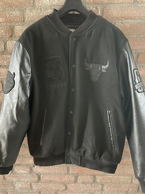 Chicago Bulls Jas Varsity Bomberjack XL, Ophalen of Verzenden, Zo goed als nieuw, Kleding