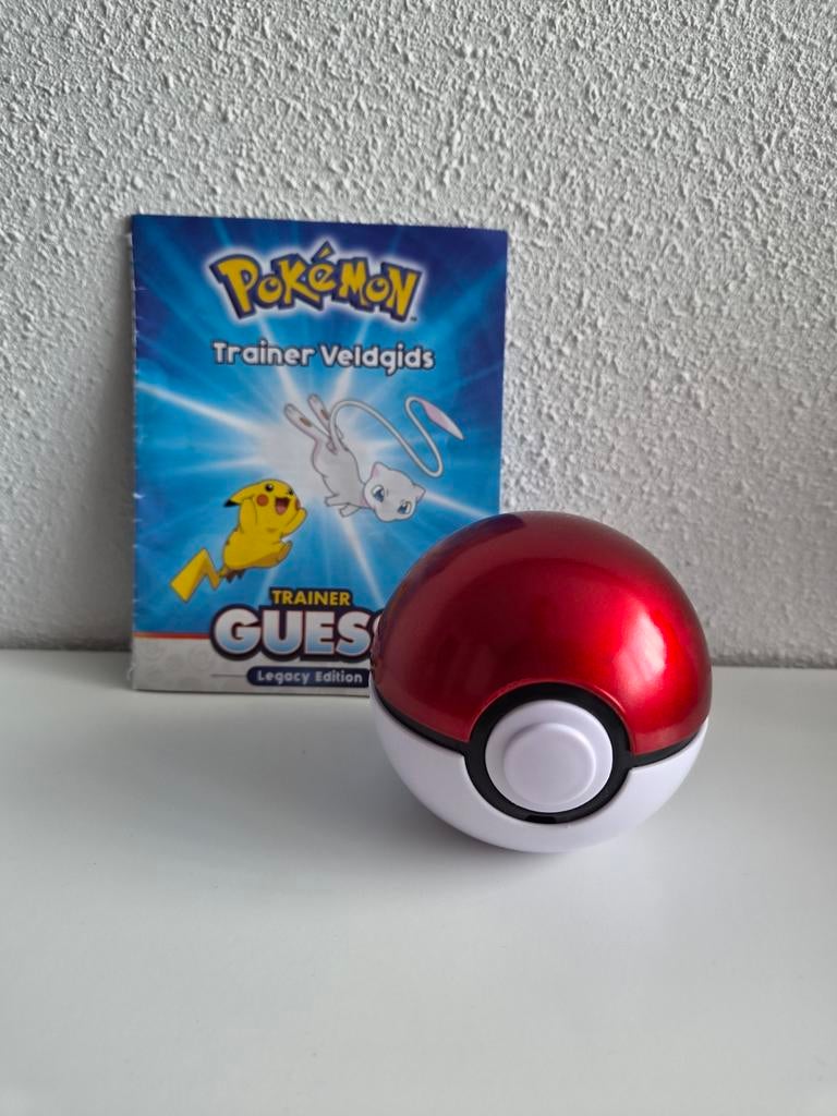 Pokémon Trainer Guess: Mission Edition met Pokéball, Ophalen of Verzenden