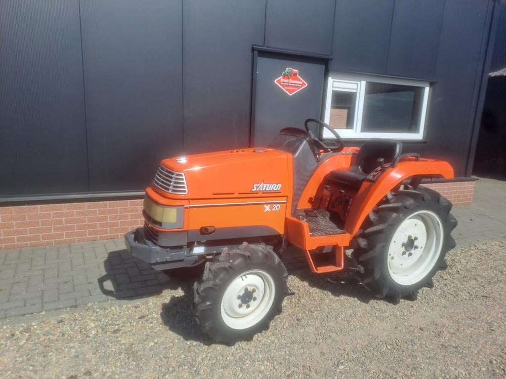 Kubota Saturn x20 +Iseki Sial 223, Gebruikt, Tot 2500, Tot 80 Pk, Ophalen