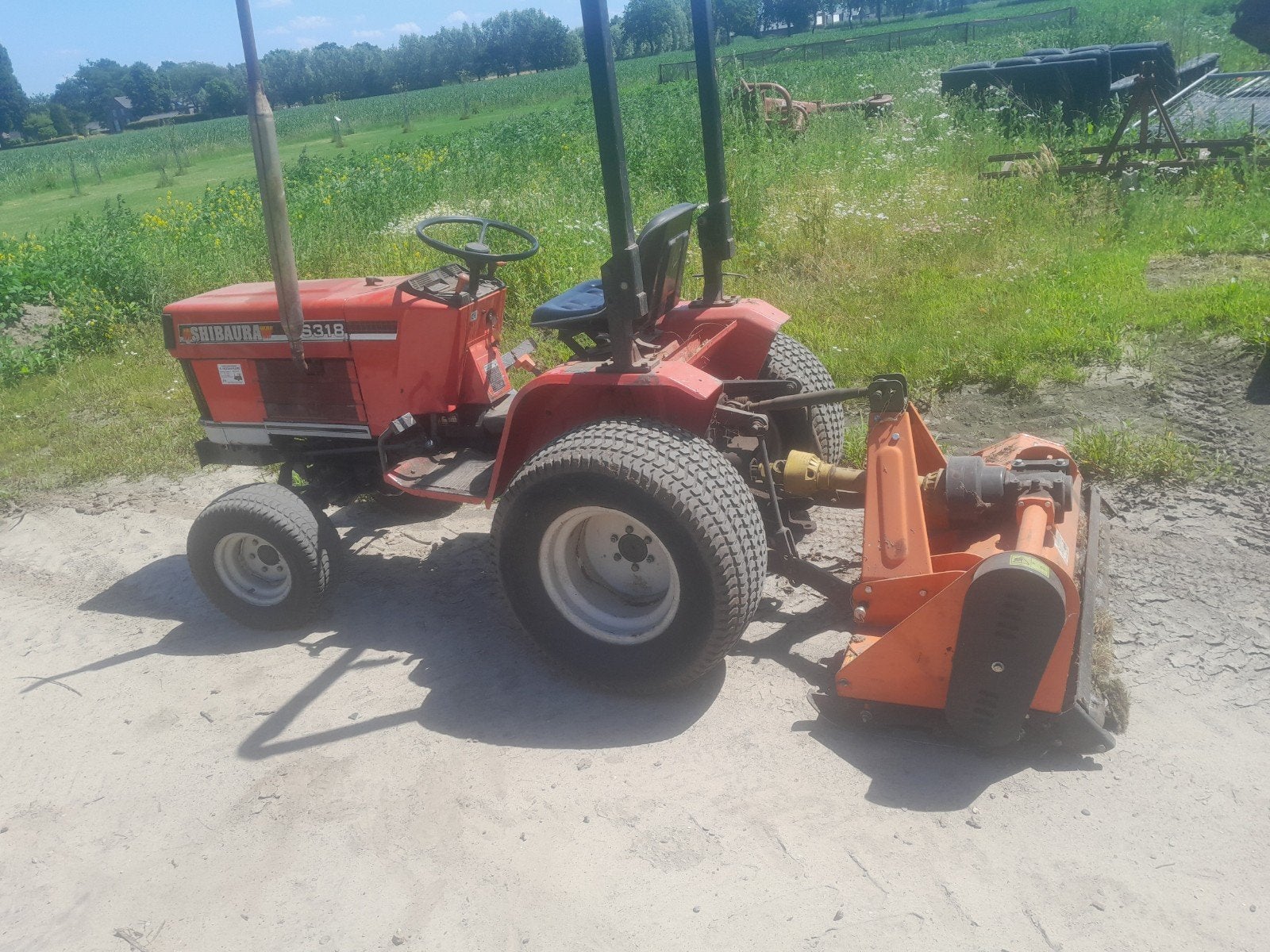 Shibaura tractor klepelmaaier rijenfrees wiedeg schijfeg, Ophalen of Verzenden, Fruitteelt, Overige typen