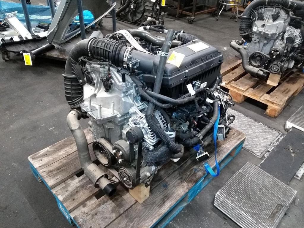 FORD KUGA DFK JC7 ST-LINE DYNAMO PZ1T10300JC 2024, Ophalen of Verzenden, Gebruikt, Stiba lid