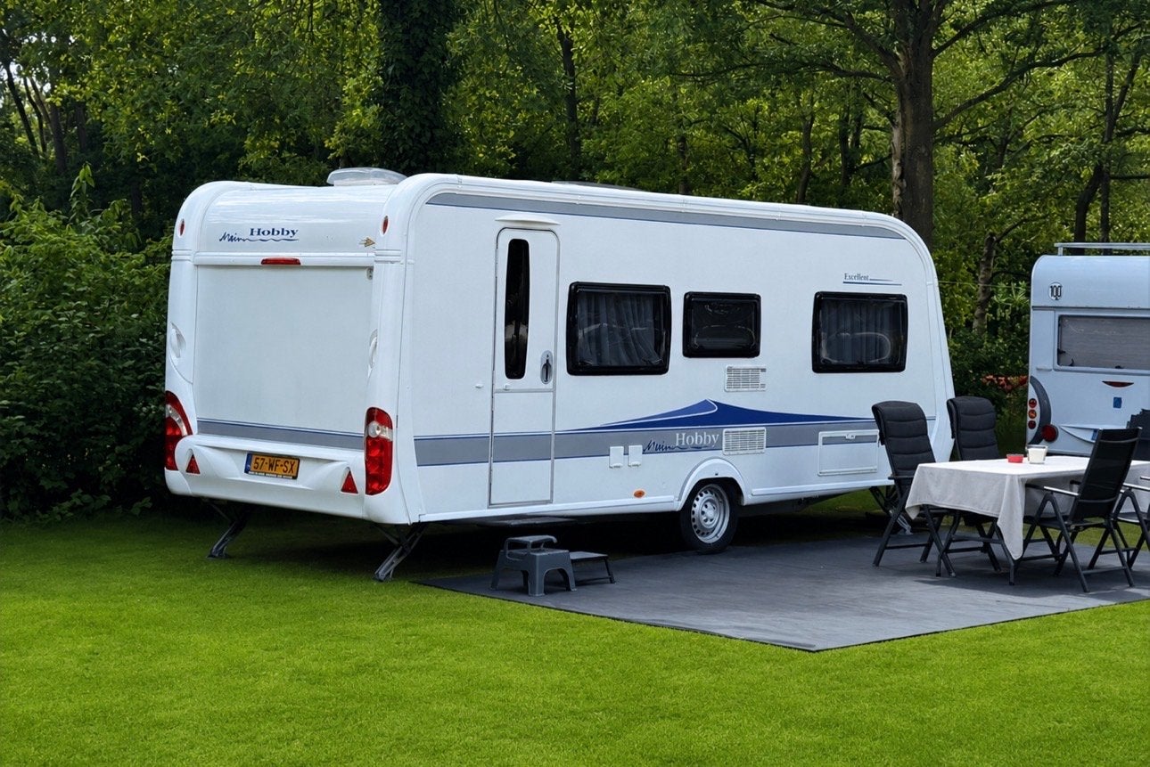 Hobby KMFE 540 Caravan stapelbed gezinscaravan, Caravans en Kamperen, Caravans, Hobby, Treinzit, Particulier, Ringverwarming