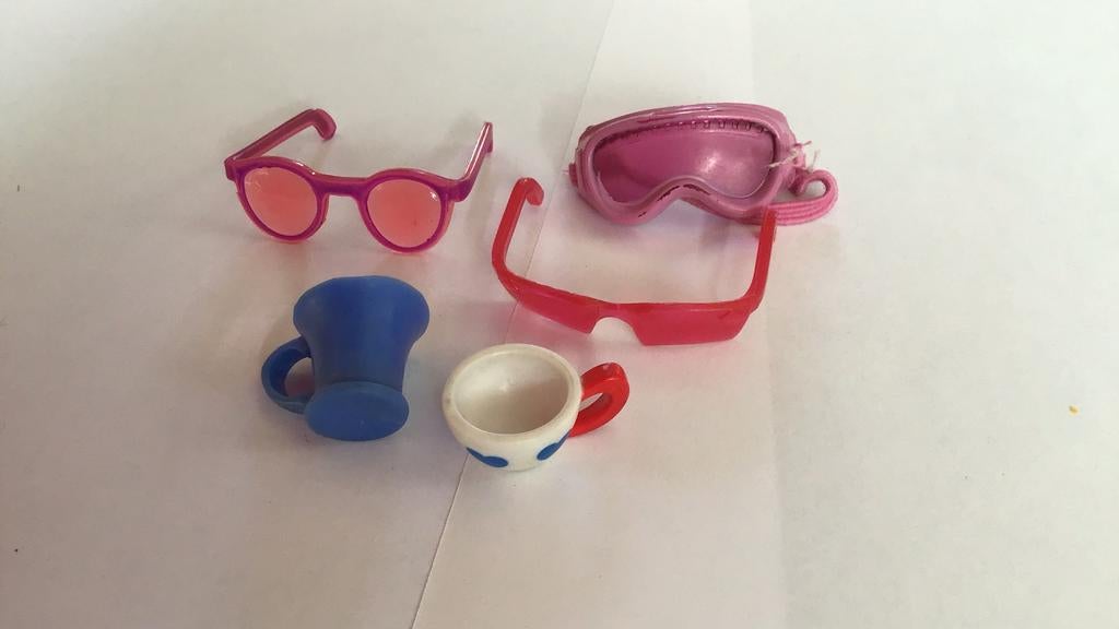 Barbie brillen en bekers, Ophalen of Verzenden, Zo goed als nieuw, Accessoires