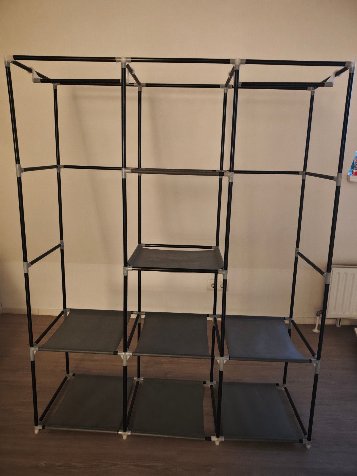 Portable wardrobe with shelves and cover, Ophalen, Overige materialen, 100 tot 150 cm, Met plank(en)