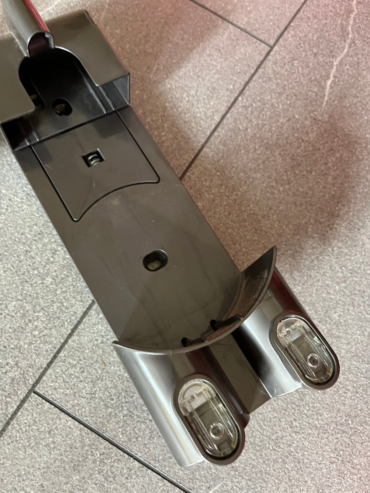 Dyson V6 houder en accu, Witgoed en Apparatuur, Stofzuigers, Gebruikt, Overige typen, Ophalen of Verzenden, Dyson