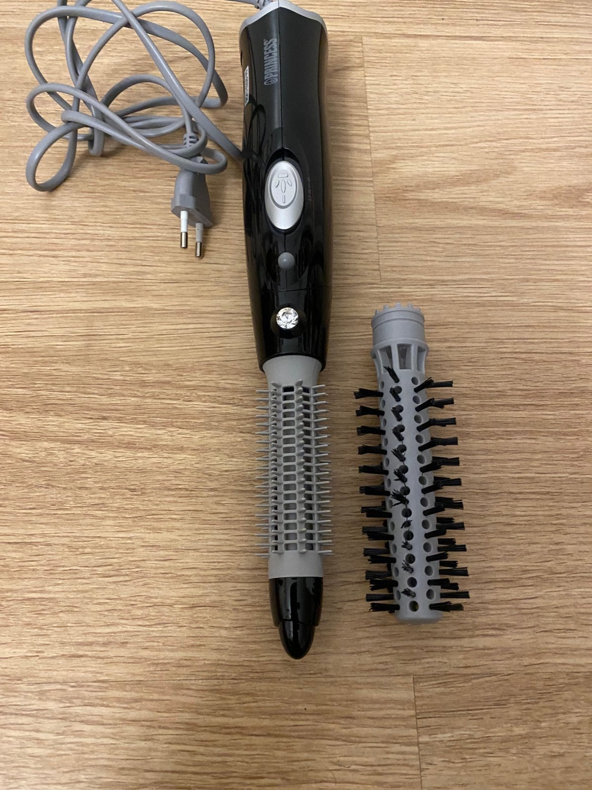 haar styler en  ook fohn met 2 borstel, Ophalen of Verzenden, Zo goed als nieuw, Föhn of Haardroger