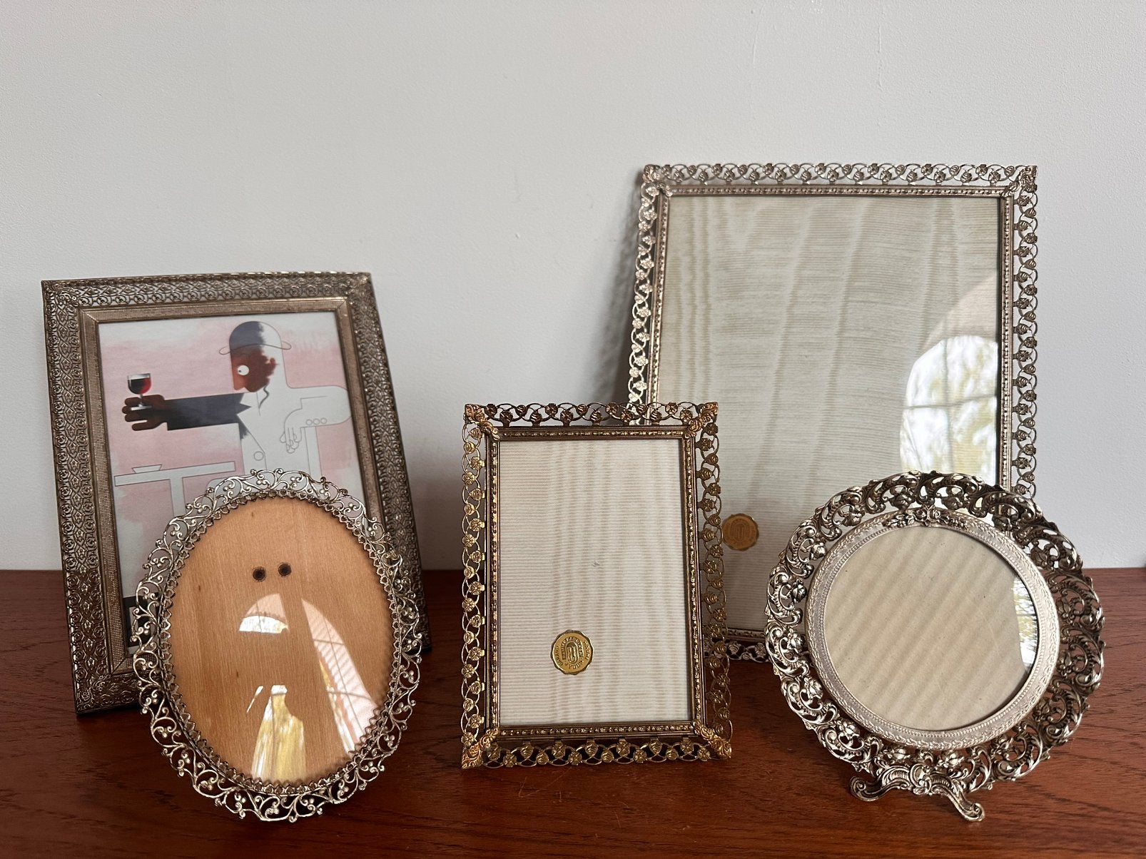 Vintage Fotolijst met Filigraan en Bol Glas Jyden, Ophalen of Verzenden