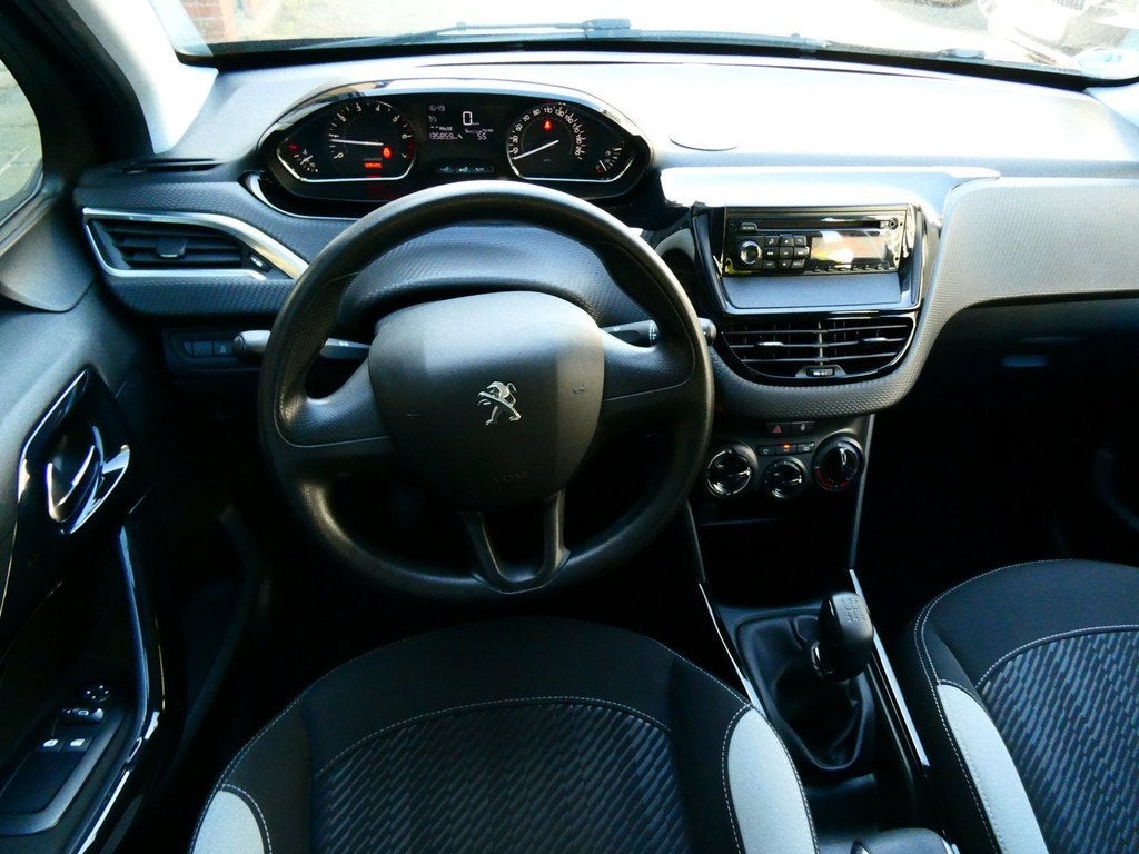Peugeot 2008 1.2 VTi 1e eigenaar Airco Cruise Trekhaak 1100k, Voorwielaandrijving, Euro 5, Stof, 1199 cc