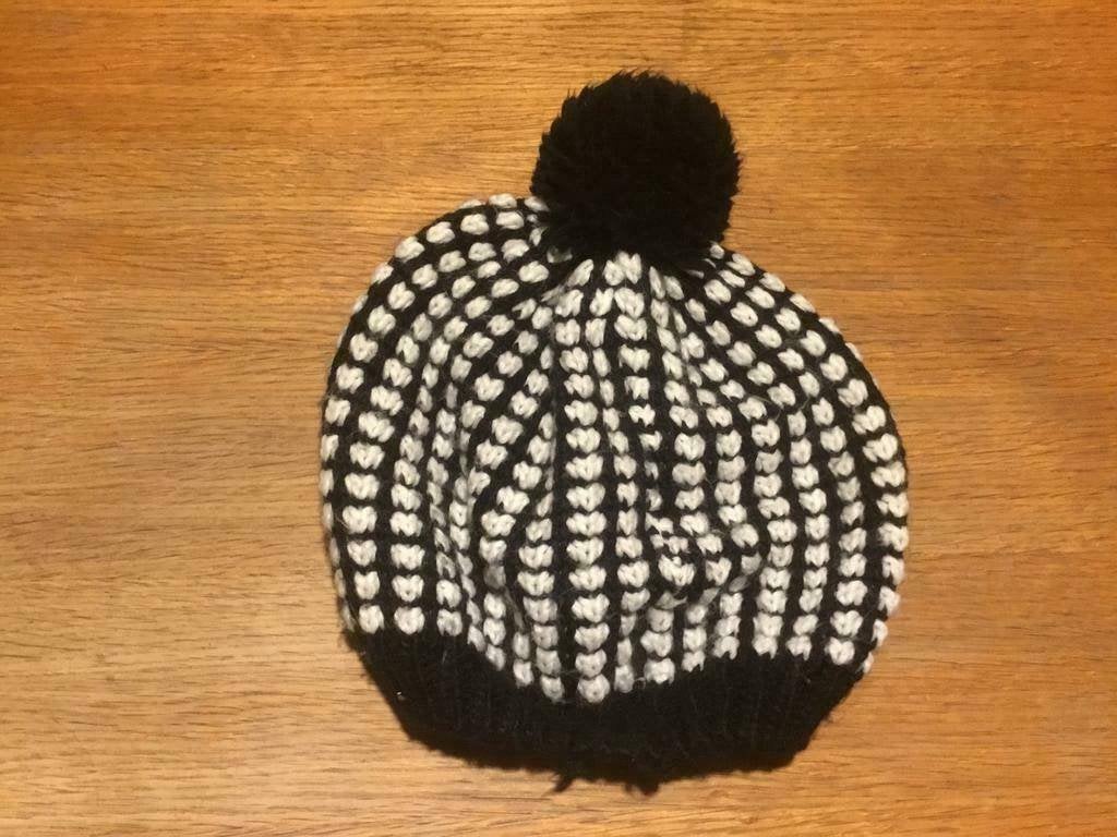 Muts voor kinderen ik denk "one size" (134 tot 176), Kinderen en Baby's, Kinderkleding | Mutsen, Sjaals en Handschoenen, 134 t/m 140