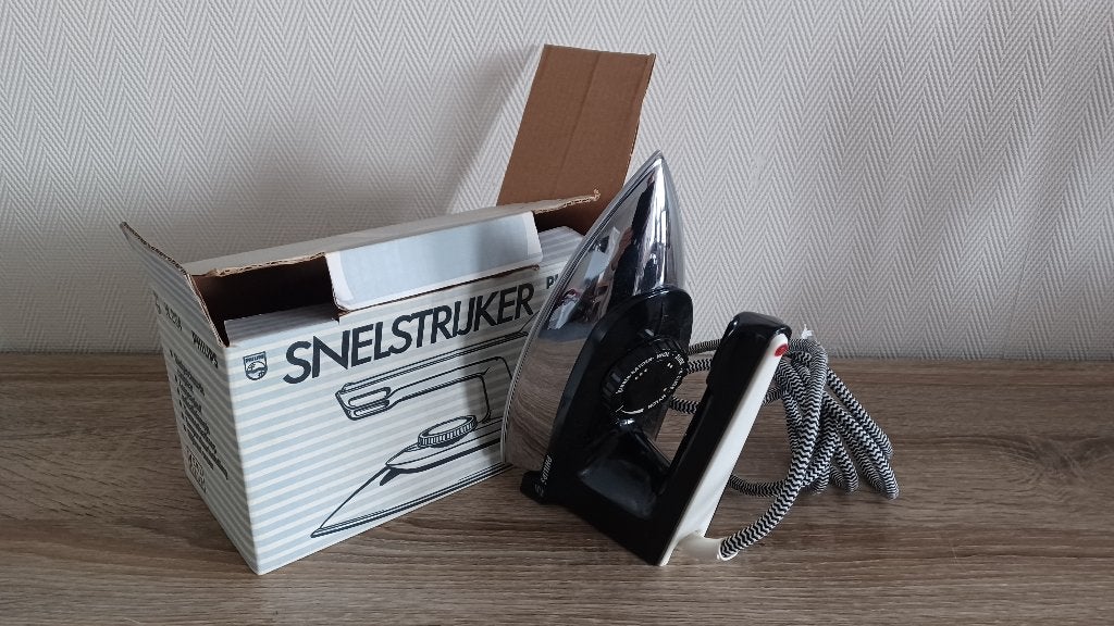 STRIJKIJZER, Ophalen of Verzenden, Gebruikt