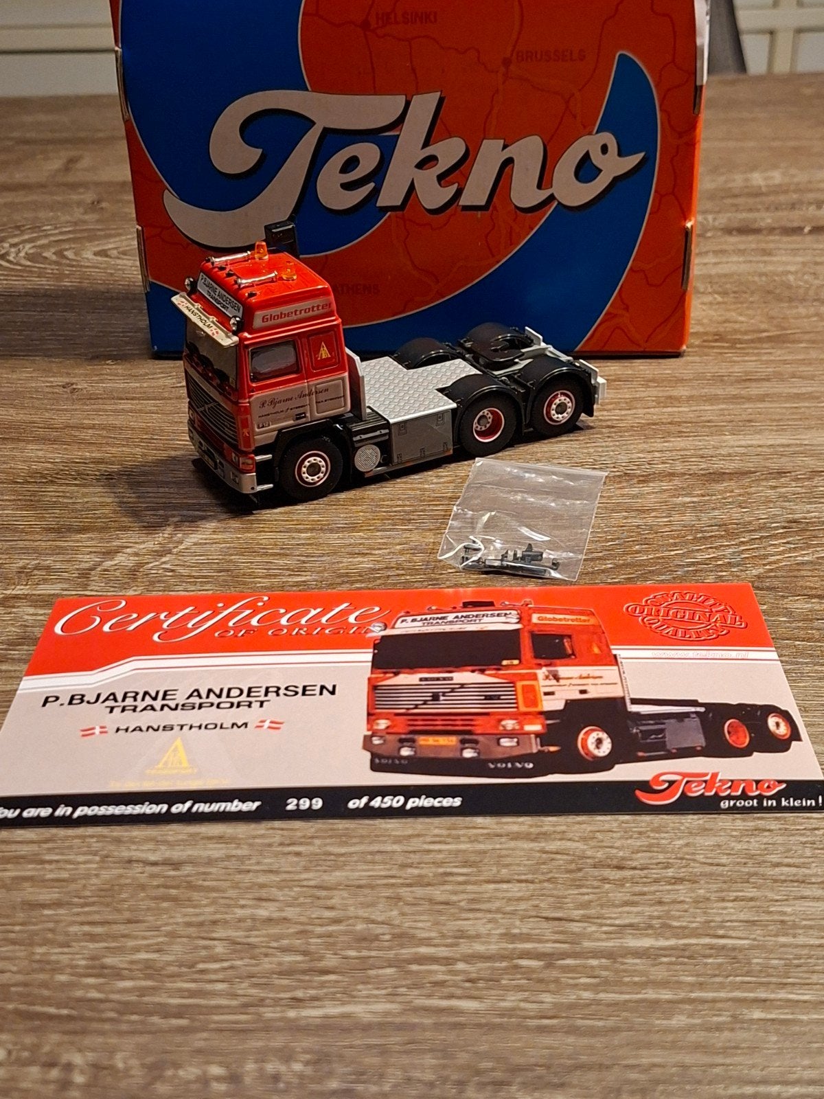 TEKNO VOLVO F12 P. BJARNE ANDERSEN, Ophalen of Verzenden, Zo goed als nieuw, Bus of Vrachtwagen, Tekno