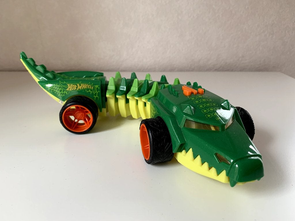 HotWheels rijdende en bewegende krokodil, licht en geluid!, Ophalen of Verzenden, Zo goed als nieuw