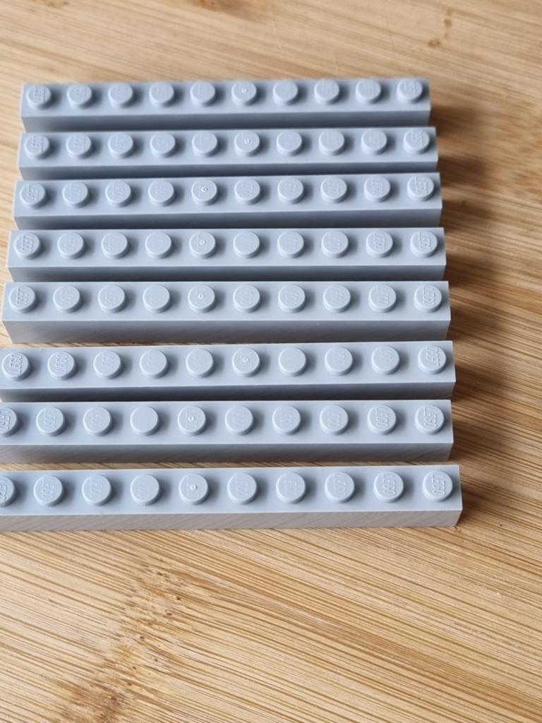 8 nieuwe licht grijs  / lbg / med.stone lego stenen 1x10, Ophalen, Overige thema's, Lego, Nieuw