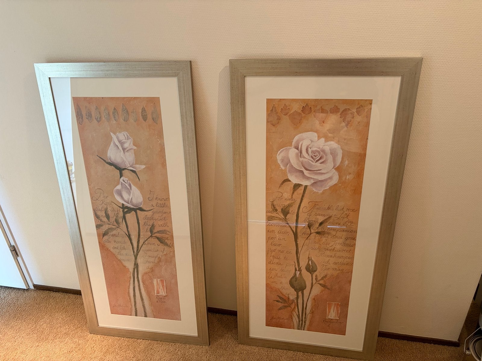 Twee delig schilderij met rozen - GRATIS OPHALEN, Realistisch, Print, Papier, Ophalen