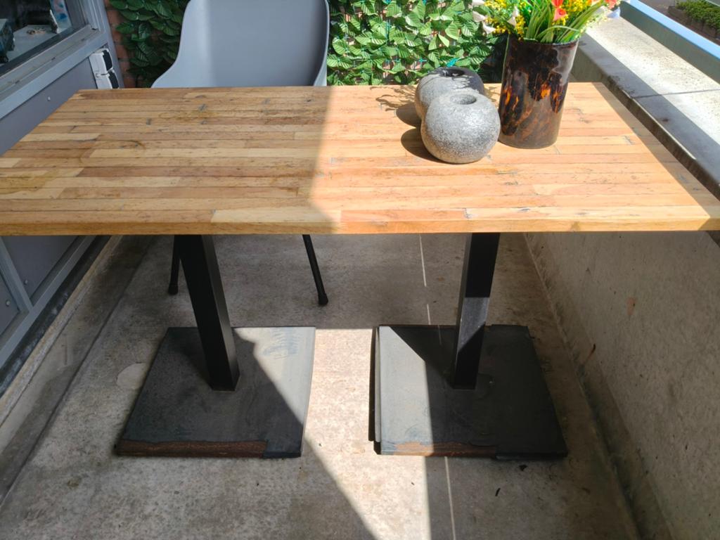 Tuintafel voor balkon/kleine tuin - opknapper, Ophalen of Verzenden, Gebruikt, Rechthoekig, Hout