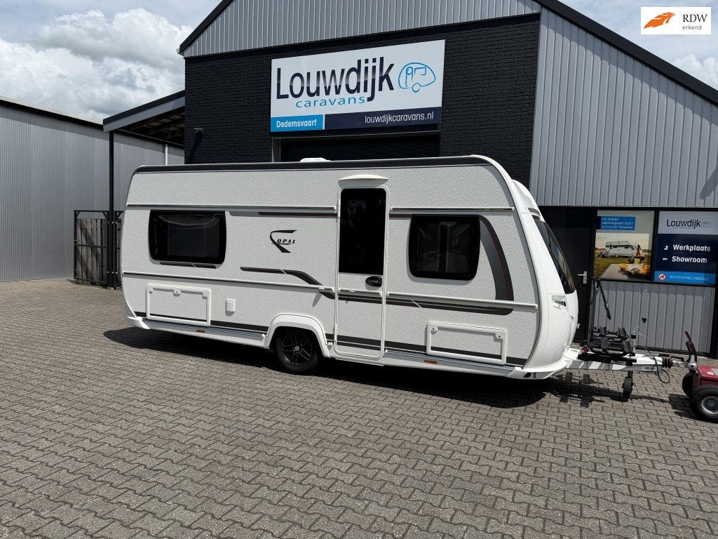 FENDT Opal 465 SFB ’21 (Mover, Fransbed), Caravans en Kamperen, Caravans, Rondzit, Vast bed, 7 tot 8 meter, Bedrijf