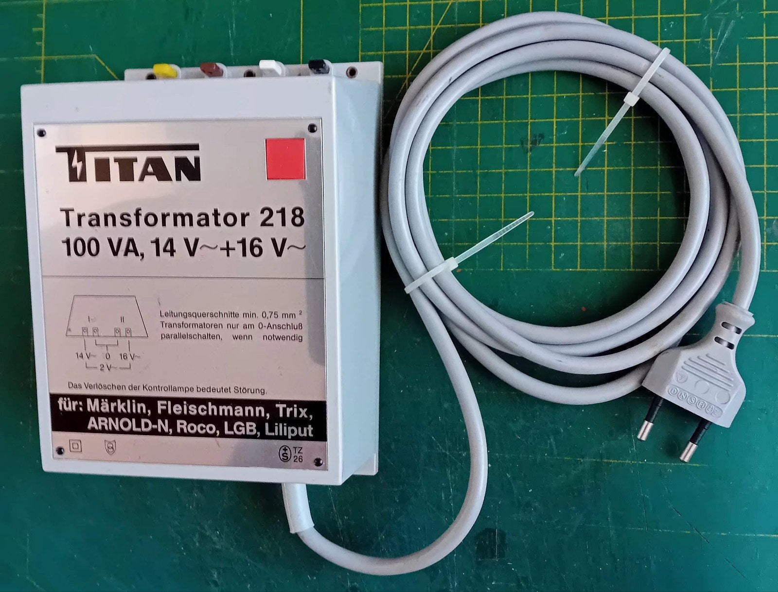 Titan Ho transformator 218  14 v  tot  16 v nieuw gelijkstrm, Hobby en Vrije tijd, Overige merken, Transformator of Voeding, Gelijkstroom