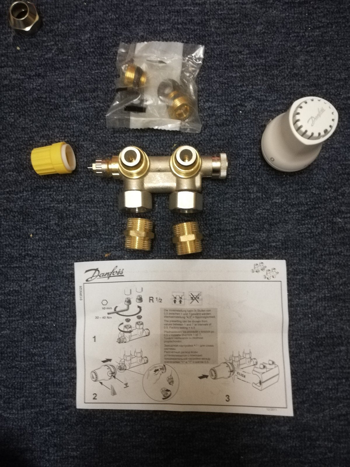 Complete set voor radiatorinstallatie:Danfoss, Henco, koppel, Ophalen, Overige typen, Nieuw, Minder dan 60 cm