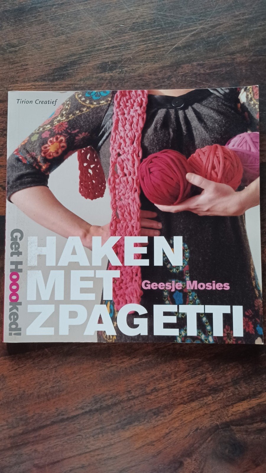 Haken met Zpagetti, Ophalen of Verzenden, Zo goed als nieuw, Haken, Patroon of Boek