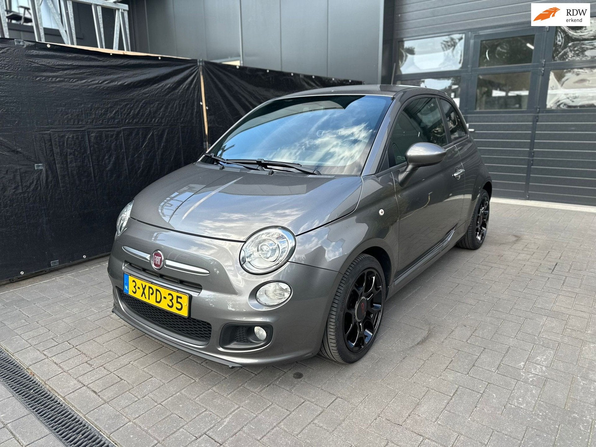Fiat 500 Sport 0.9 TwinAir Turbo | Nieuwe Koppeling & Vliegw, Auto's, Voorwielaandrijving, Gebruikt, 905 kg, Bedrijf