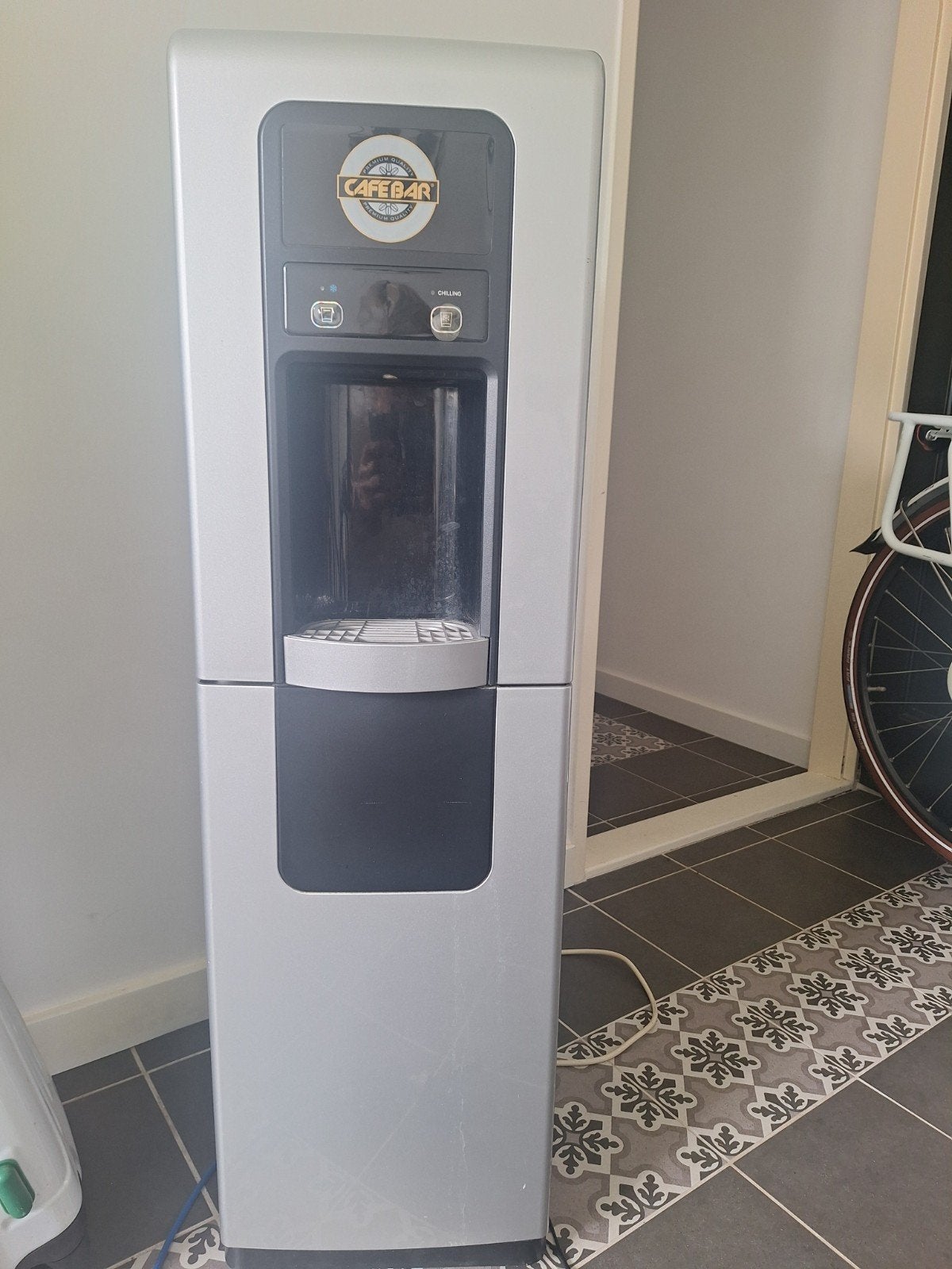 Cafebar waterkoeler dispencer, Witgoed en Apparatuur, Ophalen, Gebruikt, Waterkoeler