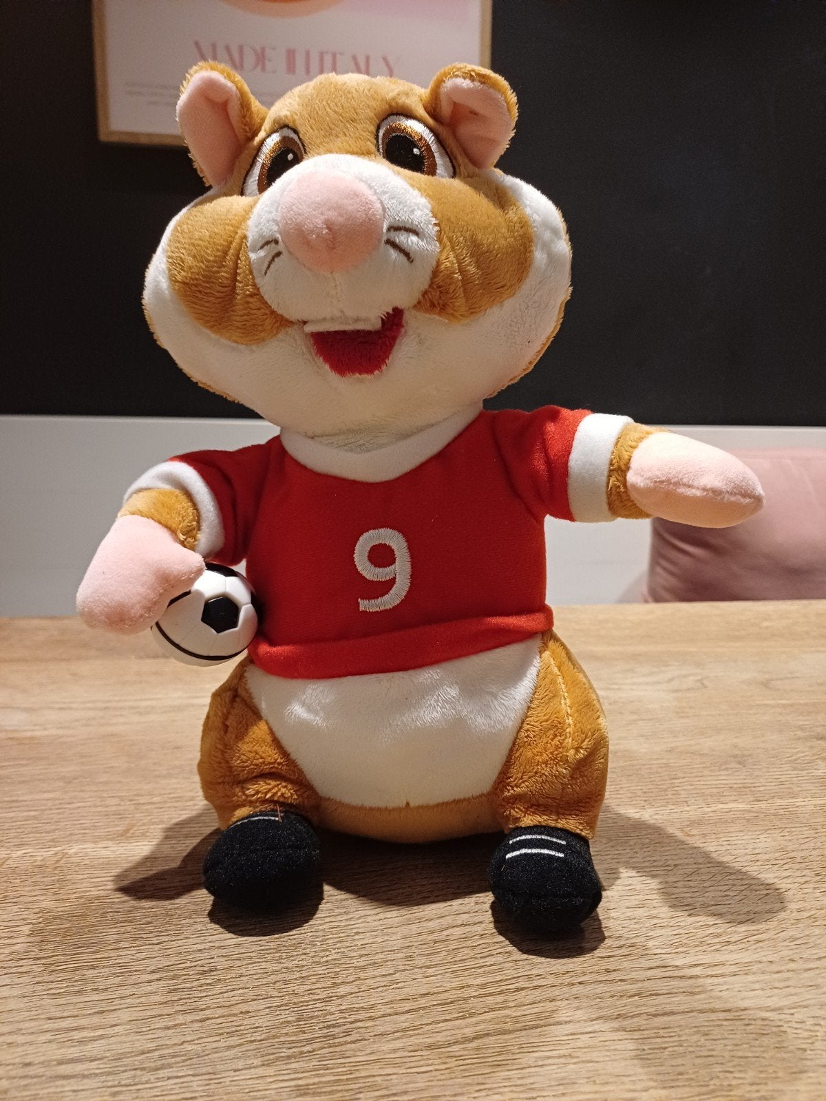 Albert Heijn Hamster Knuffel Voetbalshirt NR.9, Oranje, Hamster, Ophalen of Verzenden, Zo goed als nieuw
