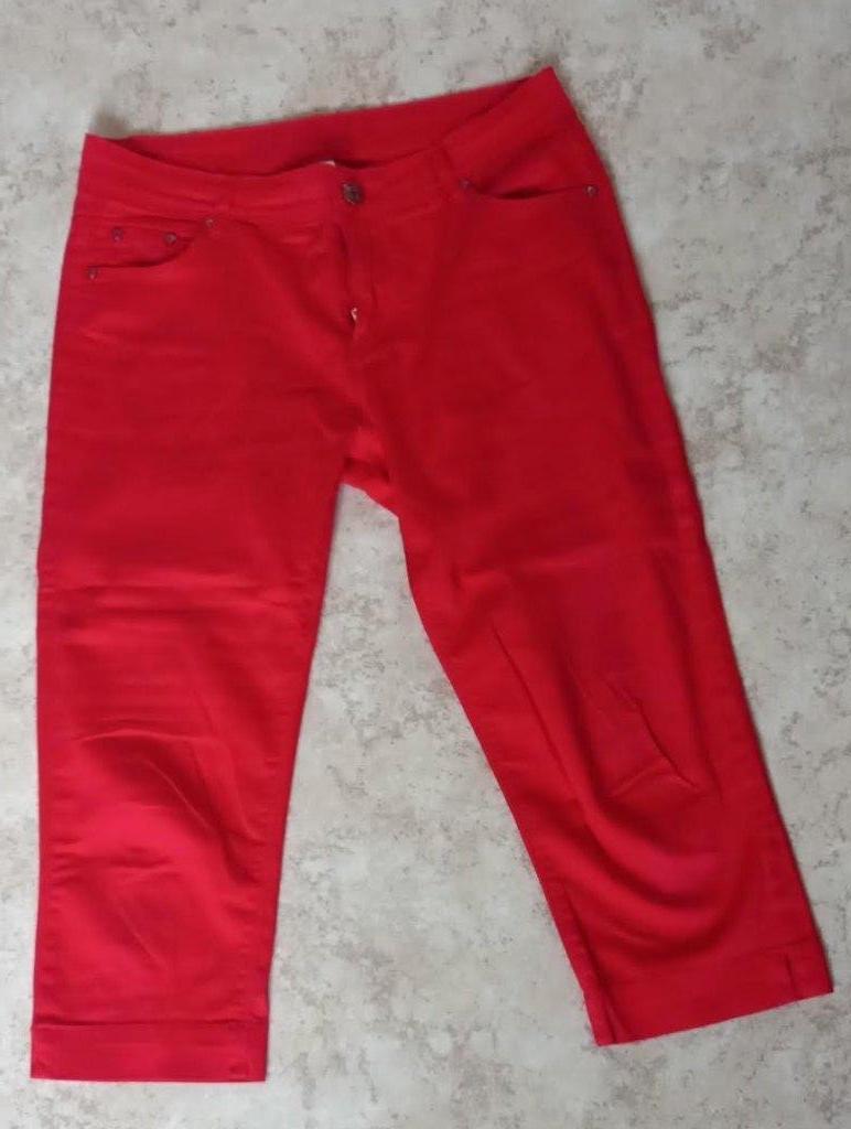 Onado Jeans rood L/40 3/4 bermuda, Kleding | Dames, Broeken en Pantalons, Zo goed als nieuw, Maat 38/40 (M), Rood, Kort, Ophalen of Verzenden