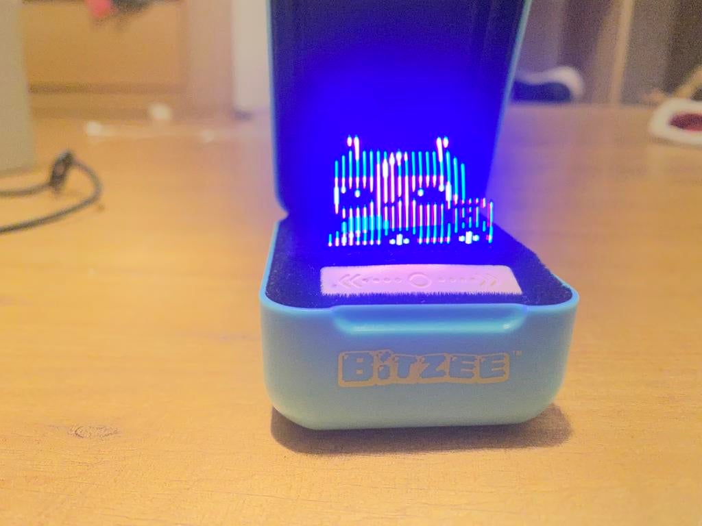 Bitzee hologram, Ophalen of Verzenden, Zo goed als nieuw