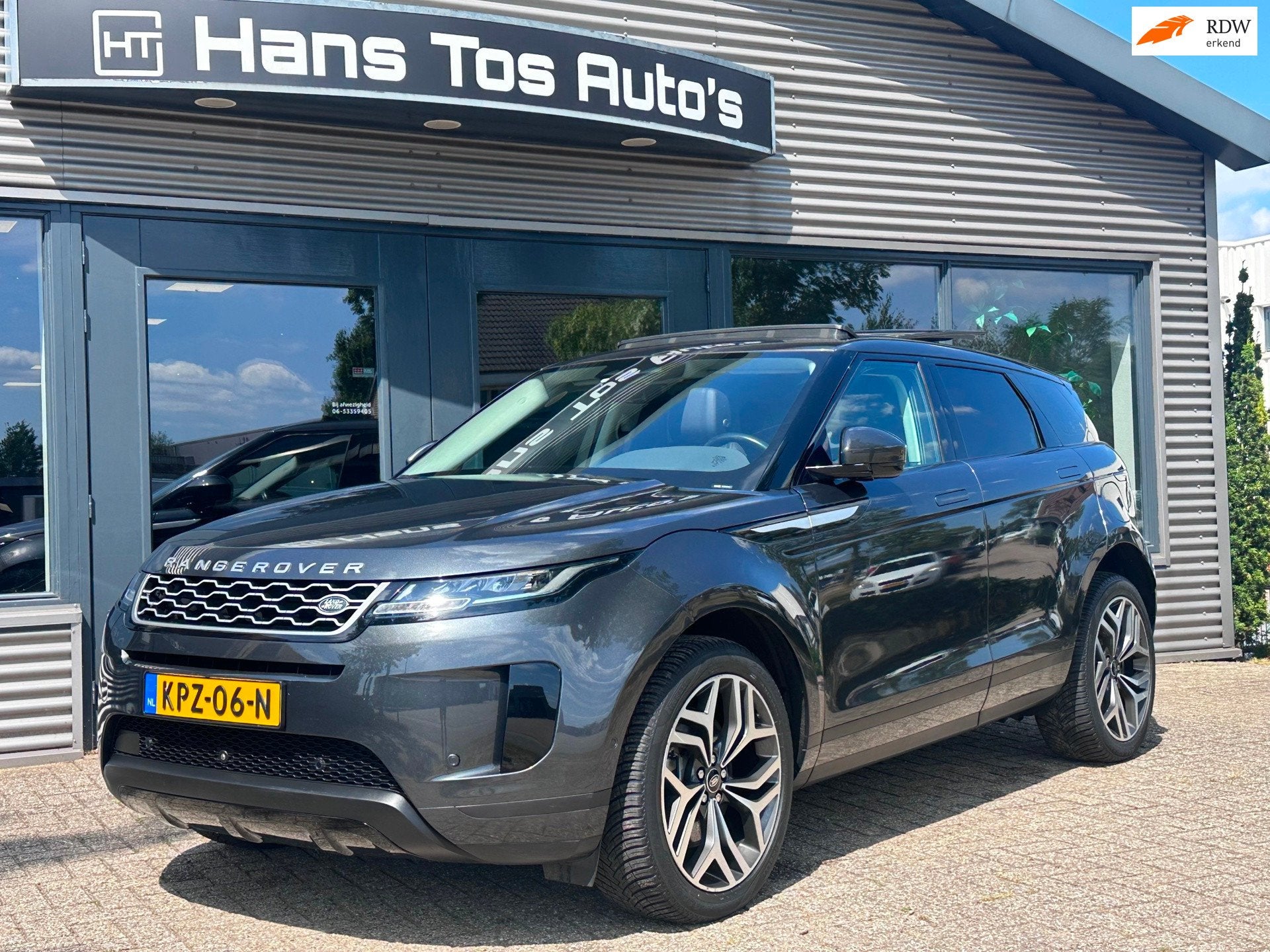Land Rover RANGE ROVER EVOQUE 1.5 P300e AWD FACELIFT/ Panora, Auto's, Vierwielaandrijving, Hybride Elektrisch/Benzine, SUV of Terreinwagen