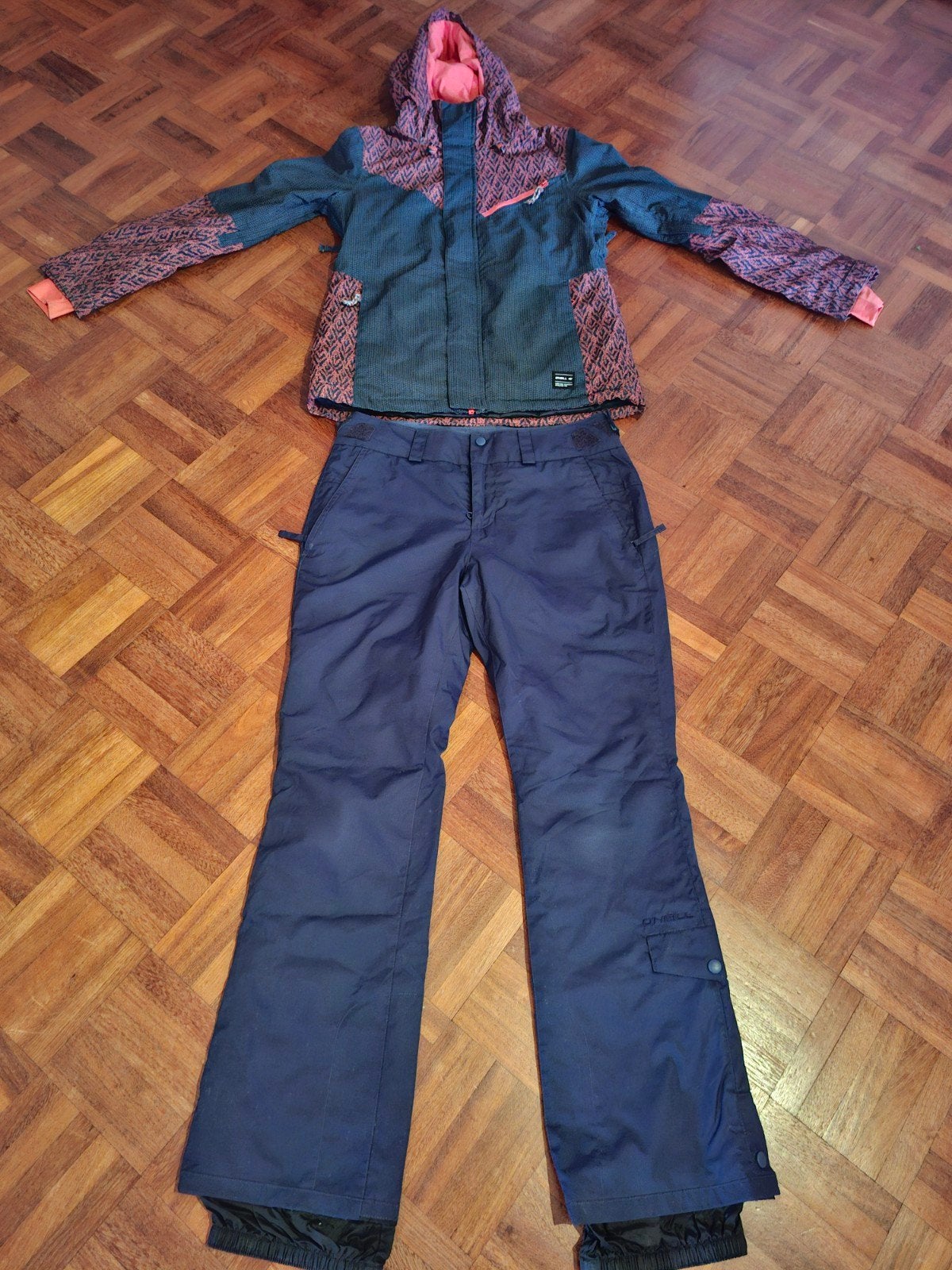 O'Neill Ski-jas en Skibroek Maat M, Kleding | Dames, Maat 38/40 (M), Ophalen of Verzenden, O'Neill, Gedragen