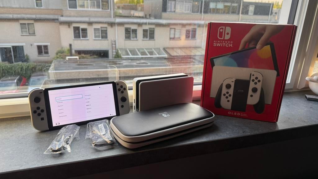 Nintendo Switch OLED 2023 (lees beschrijving), Ophalen of Verzenden, Zo goed als nieuw, Met 1 controller, Switch OLED