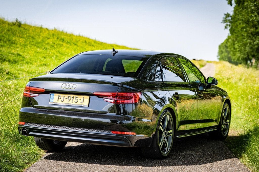 Audi A4 Limousine 1.4 TFSI Sport S line edition|Nap|Automaat, Auto's, Audi, Gebruikt, Euro 6, A4, Zwart
