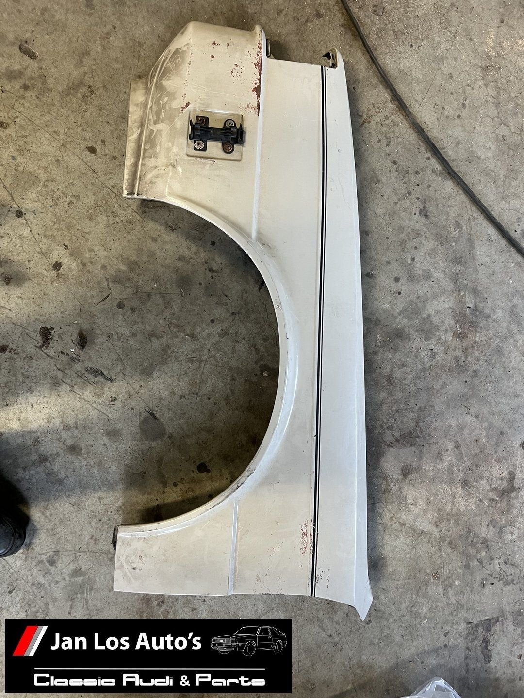 Audi 80 B2 vfl typ 81  voorscherm spatbord spatscherm links, Ophalen, Gebruikt, -, Links