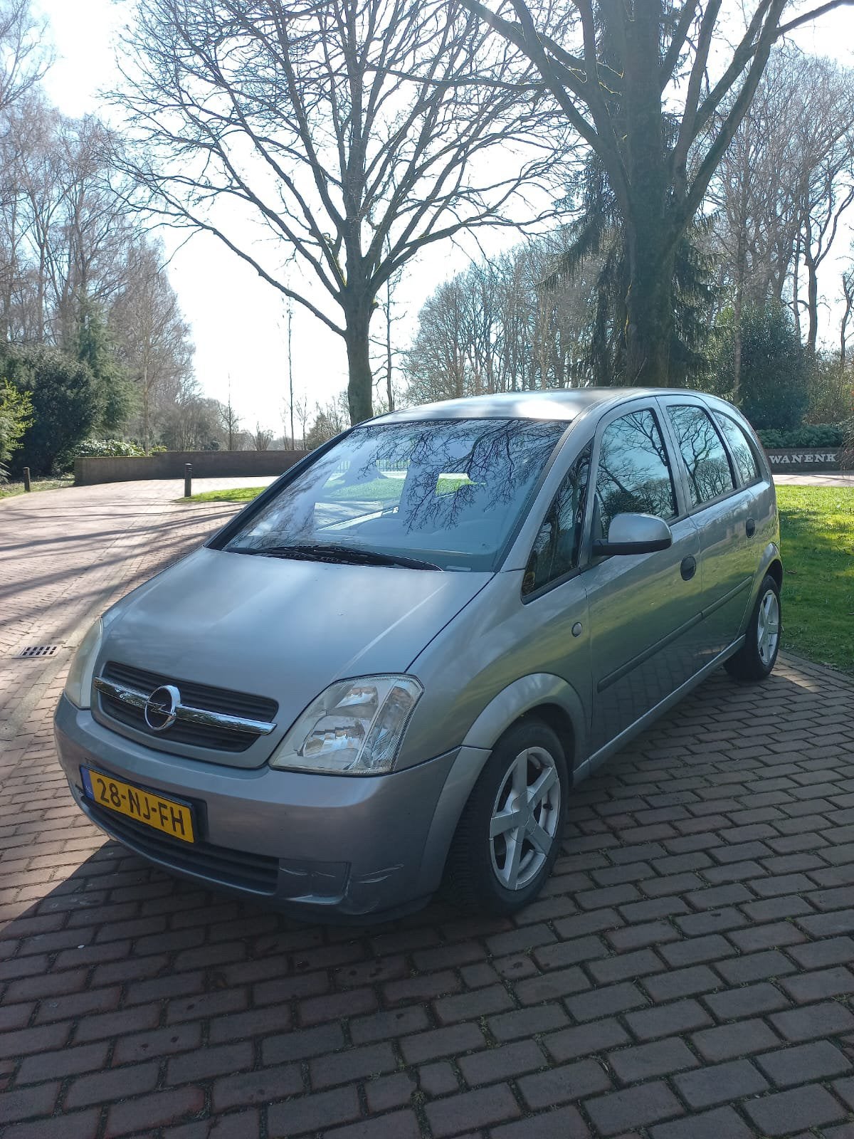 Opel Meriva 1.6 8V 2003 Grijs airco, Auto's, 4 cilinders, Origineel Nederlands, 1200 kg, Handgeschakeld