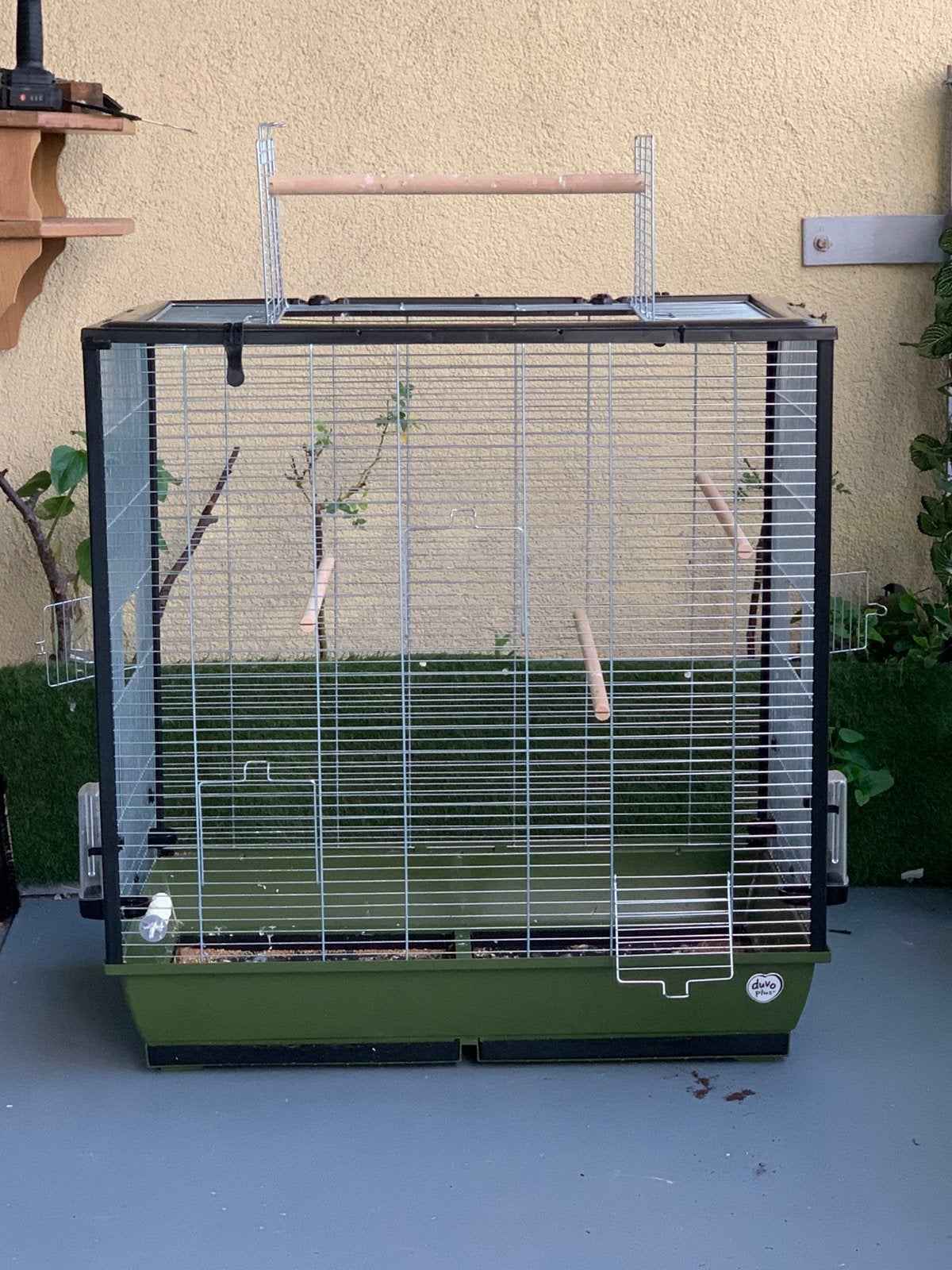 Groot vogel kooi, Dieren en Toebehoren, Vogels | Hokken en Kooien, Ophalen of Verzenden, Zo goed als nieuw, Metaal, Vogelkooi