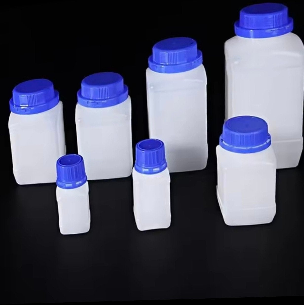 Grote partij lege flesjes en jerrycans, Ophalen, Nieuw, Overige typen