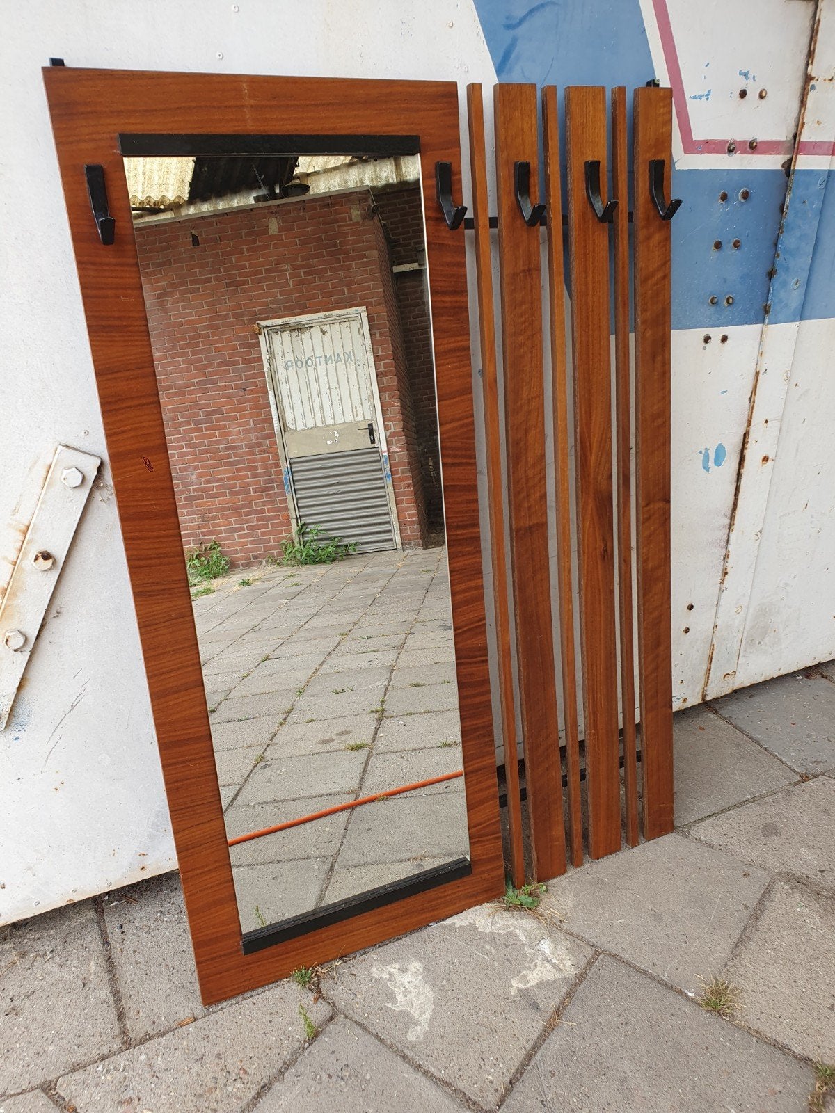 HELAAS GERESERVEERD  Vintage spiegel 114 hoog 80 breed., Ophalen