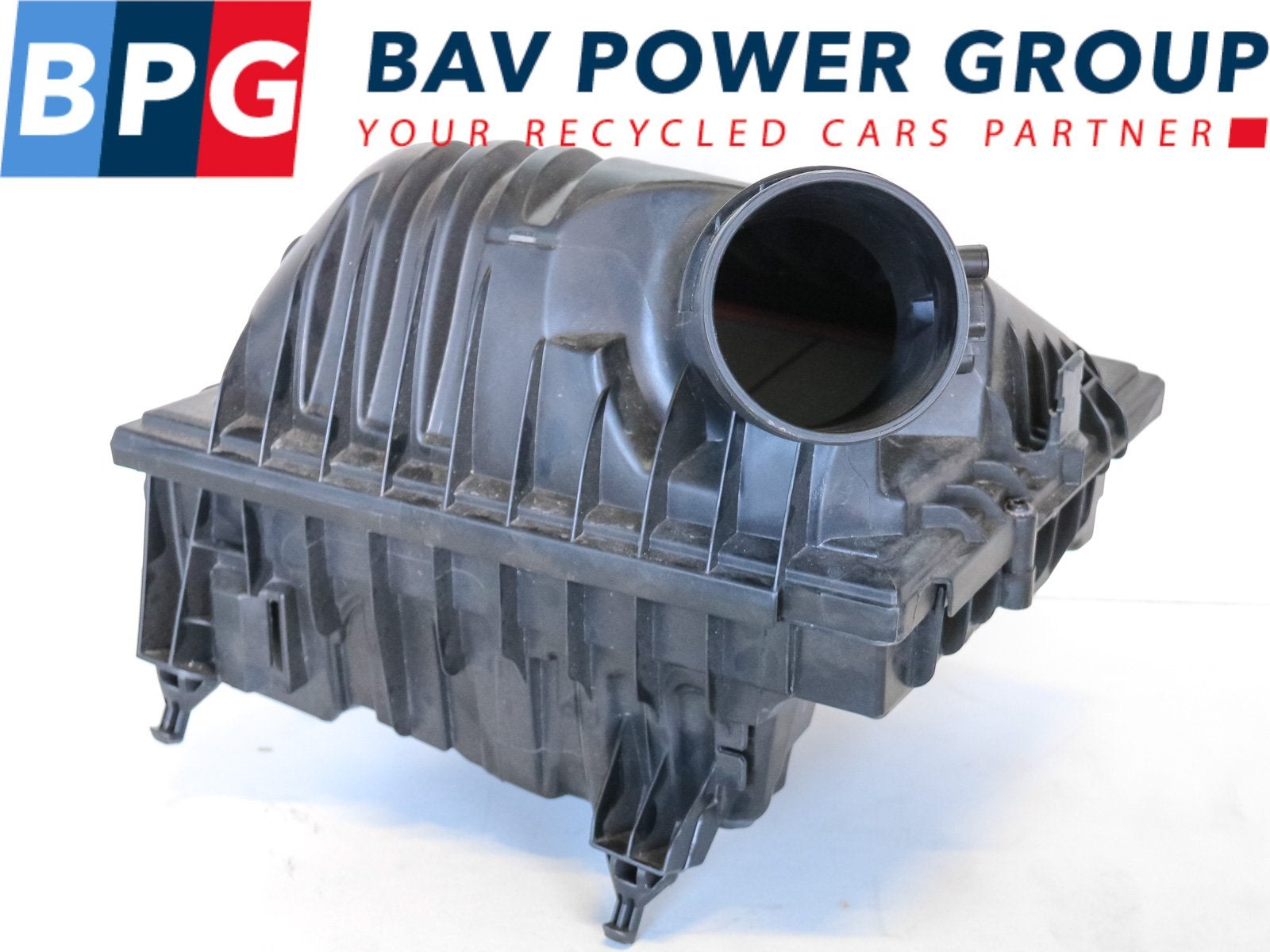 LUCHTFILTERHUIS BMW 2 serie Gran Tourer (F46) (13718655834), Gebruikt, BMW, Petuelring 130
80809  München, DE, Bayerische Motoren Werke AG