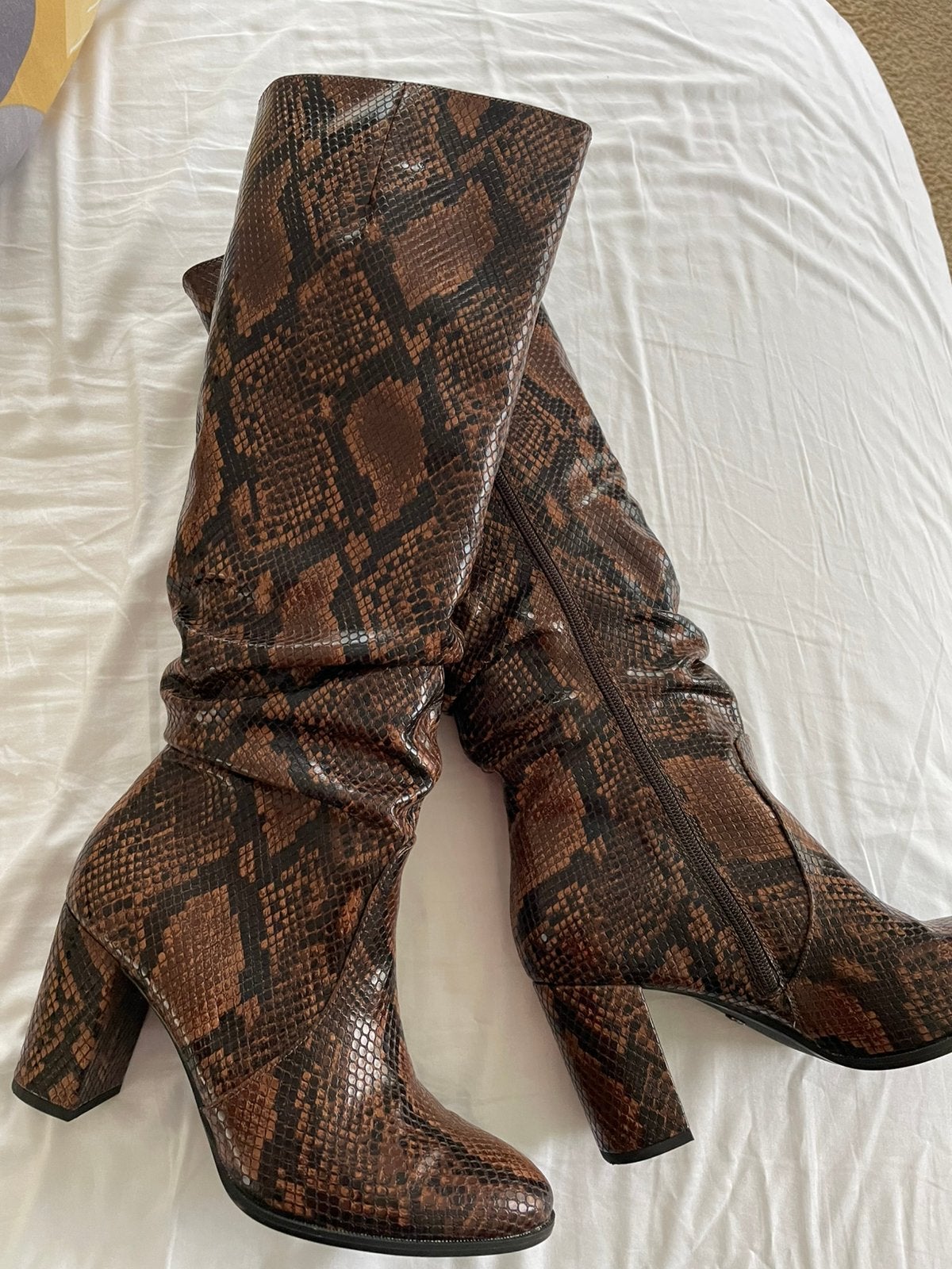 Laarzen mt 41, Kleding | Dames, Schoenen, Hoge laarzen, Bruin, Ophalen of Verzenden, Zo goed als nieuw