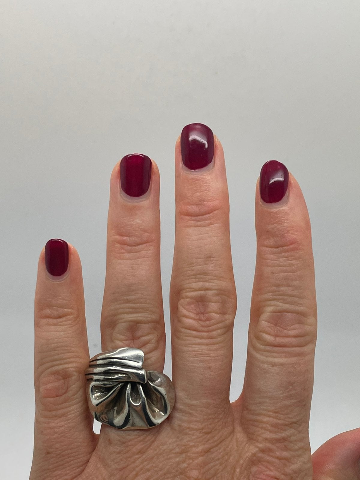 F960 Prachtige zilveren ring gedrapeerd maat 17,25, Ophalen of Verzenden, X, Dame, Zilver