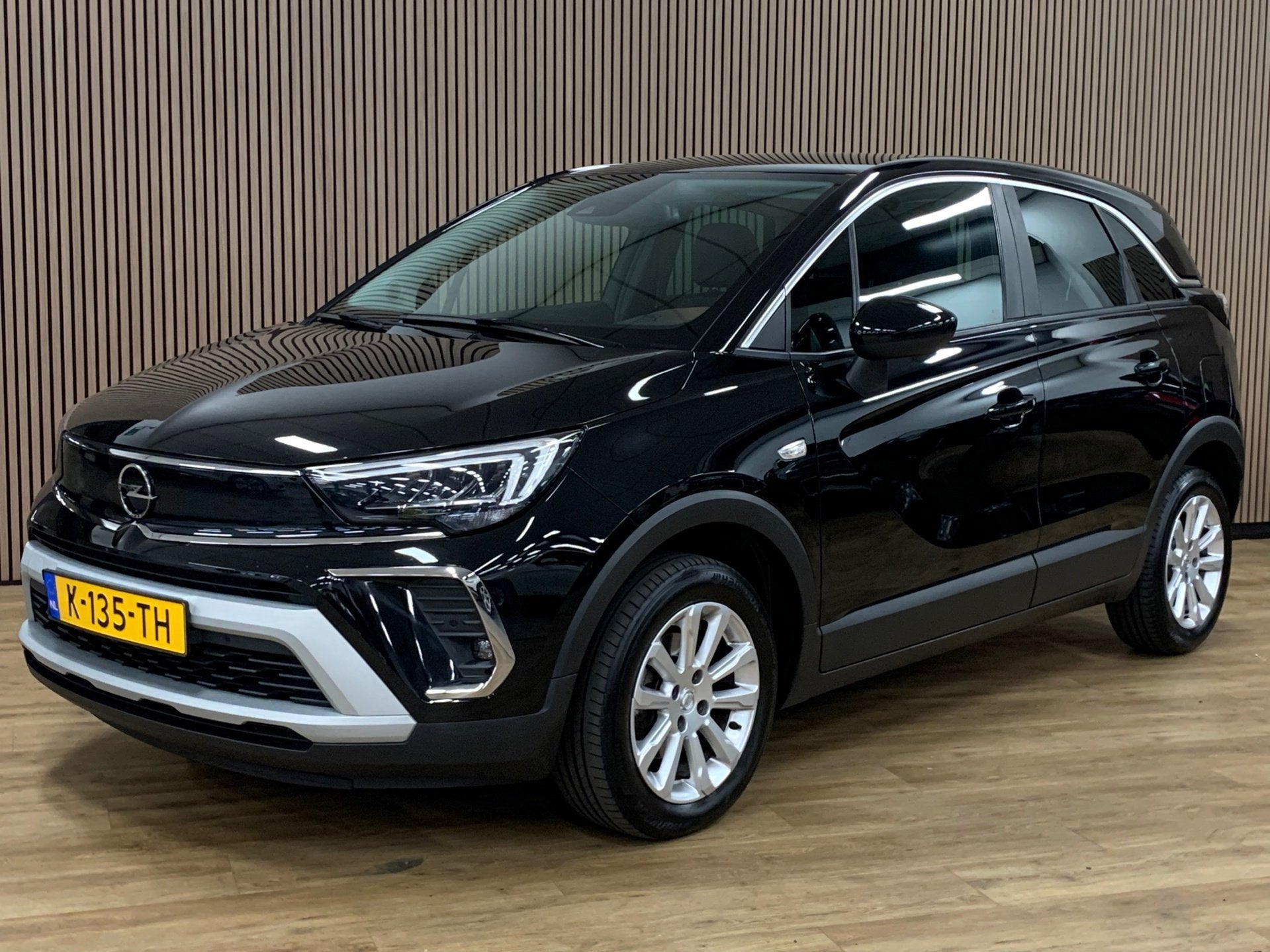 Opel Crossland 1.2 Turbo Elegance|111000KM|Camera|Navigatie|, Auto's, Dealer onderhouden, Gebruikt, 1199 cc, Zwart