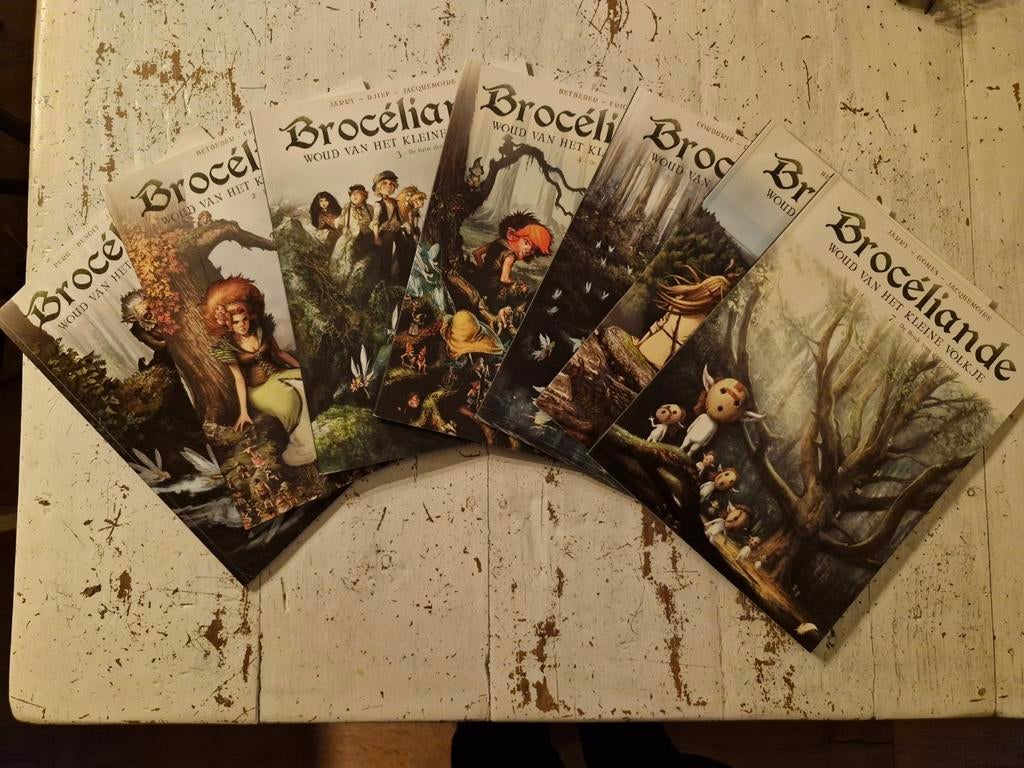 Broceliande -D07, Complete serie of reeks, Ophalen of Verzenden, Zo goed als nieuw