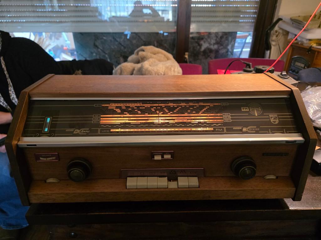 Philips FM Stereo buizenradio, Ophalen